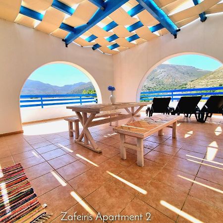 Zafeiris Apartments Livadia  Luaran gambar