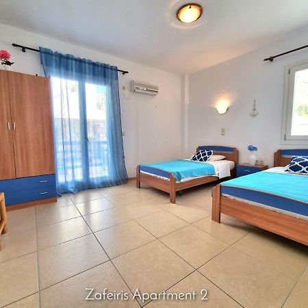 Zafeiris Apartments Livadia  Luaran gambar