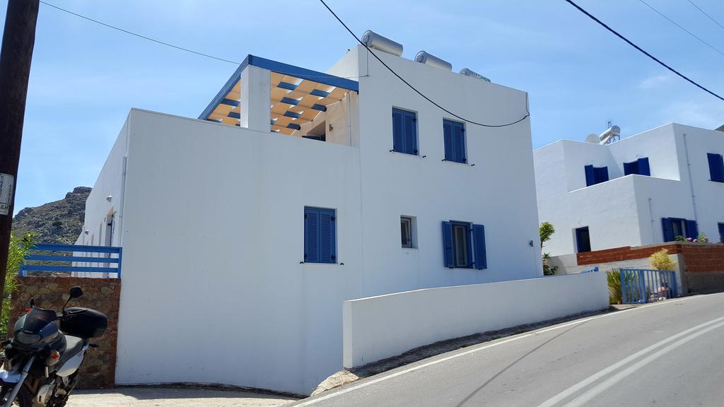 Zafeiris Apartments Livadia  Luaran gambar